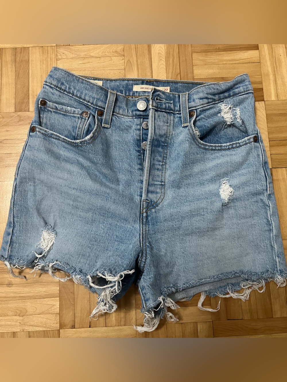 Levi’s Premium Ribcage Shorts
